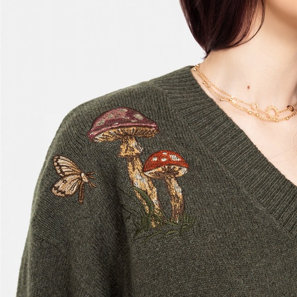 Nwt Disturbia Cotton Wool Blend Earthy Mushroom Butterfly Embroidered Sweater L - Picture 3 of 11